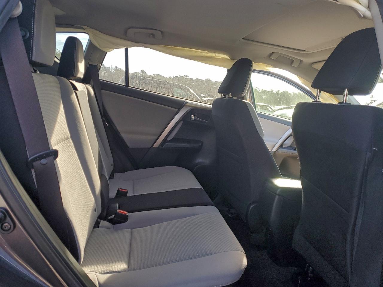 2018 TOYOTA RAV4 ADVENTURE photo 11