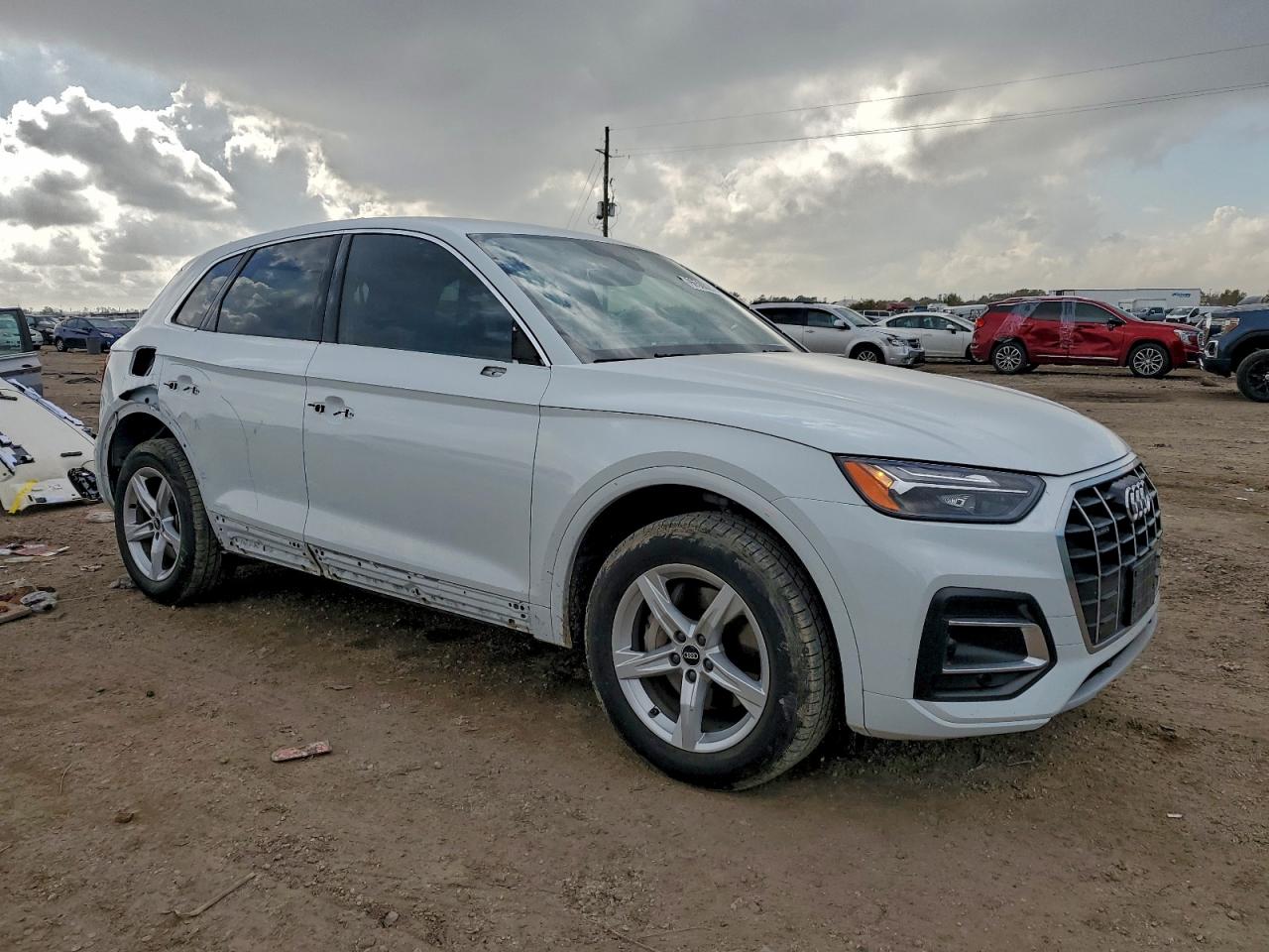 2021 AUDI Q5 PREMIUM photo 4