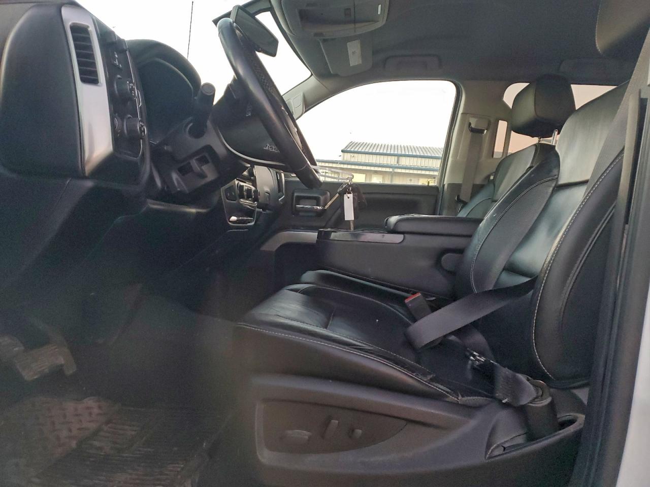 2018 CHEVROLET SILVERADO K1500 LT photo 7