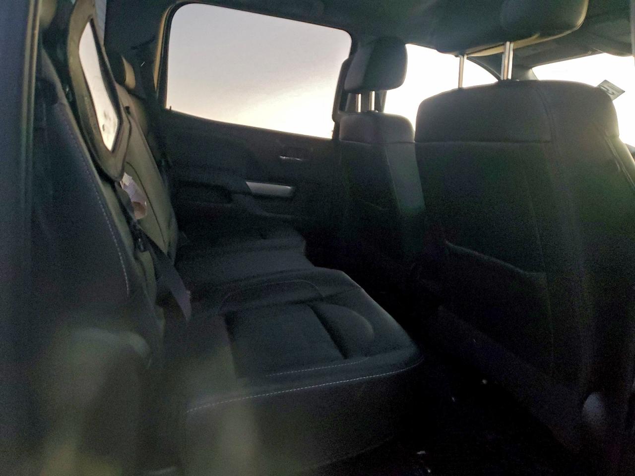 2018 CHEVROLET SILVERADO K1500 LT photo 10