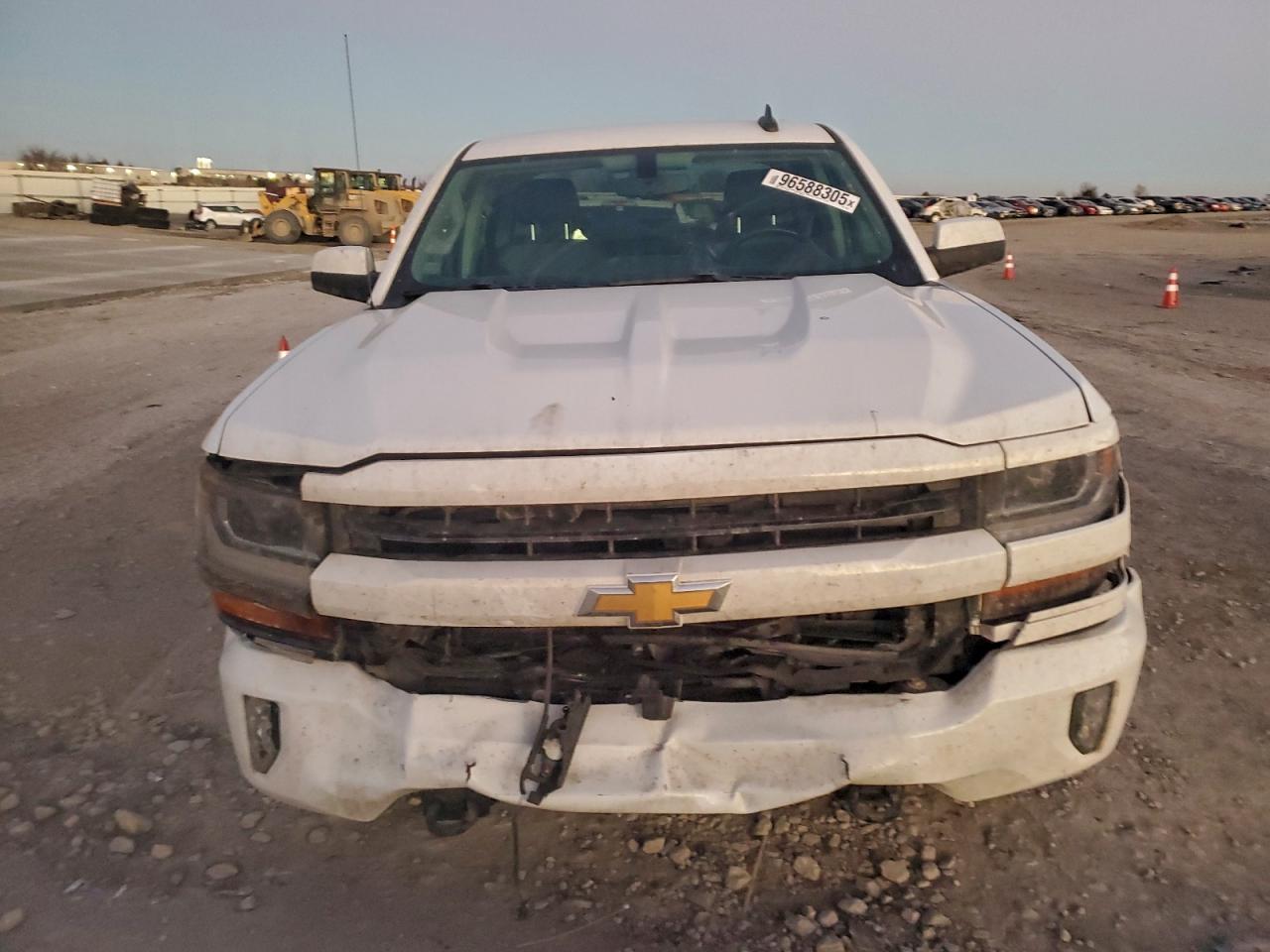 2018 CHEVROLET SILVERADO K1500 LT photo 5