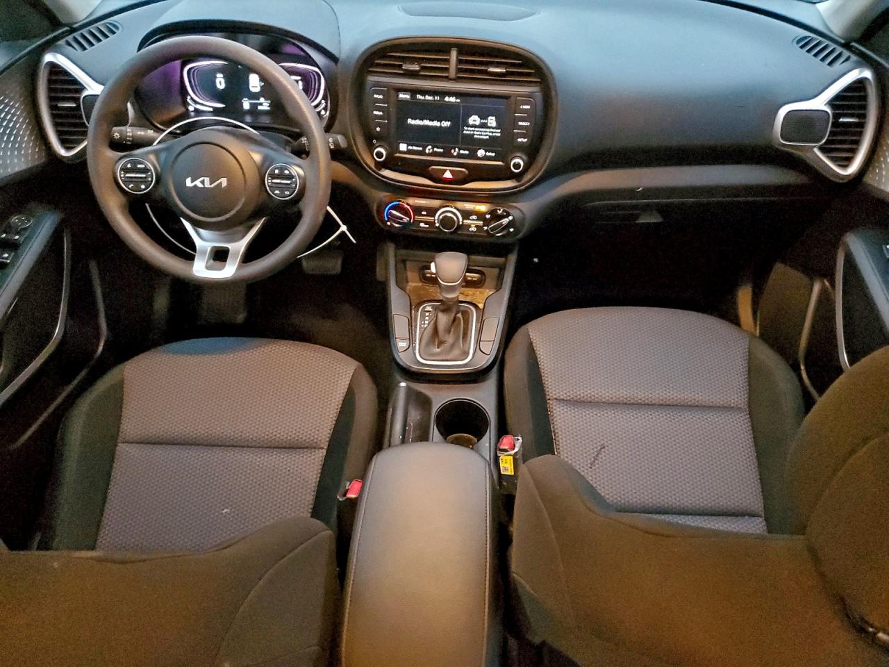 2024 KIA SOUL LX photo 15