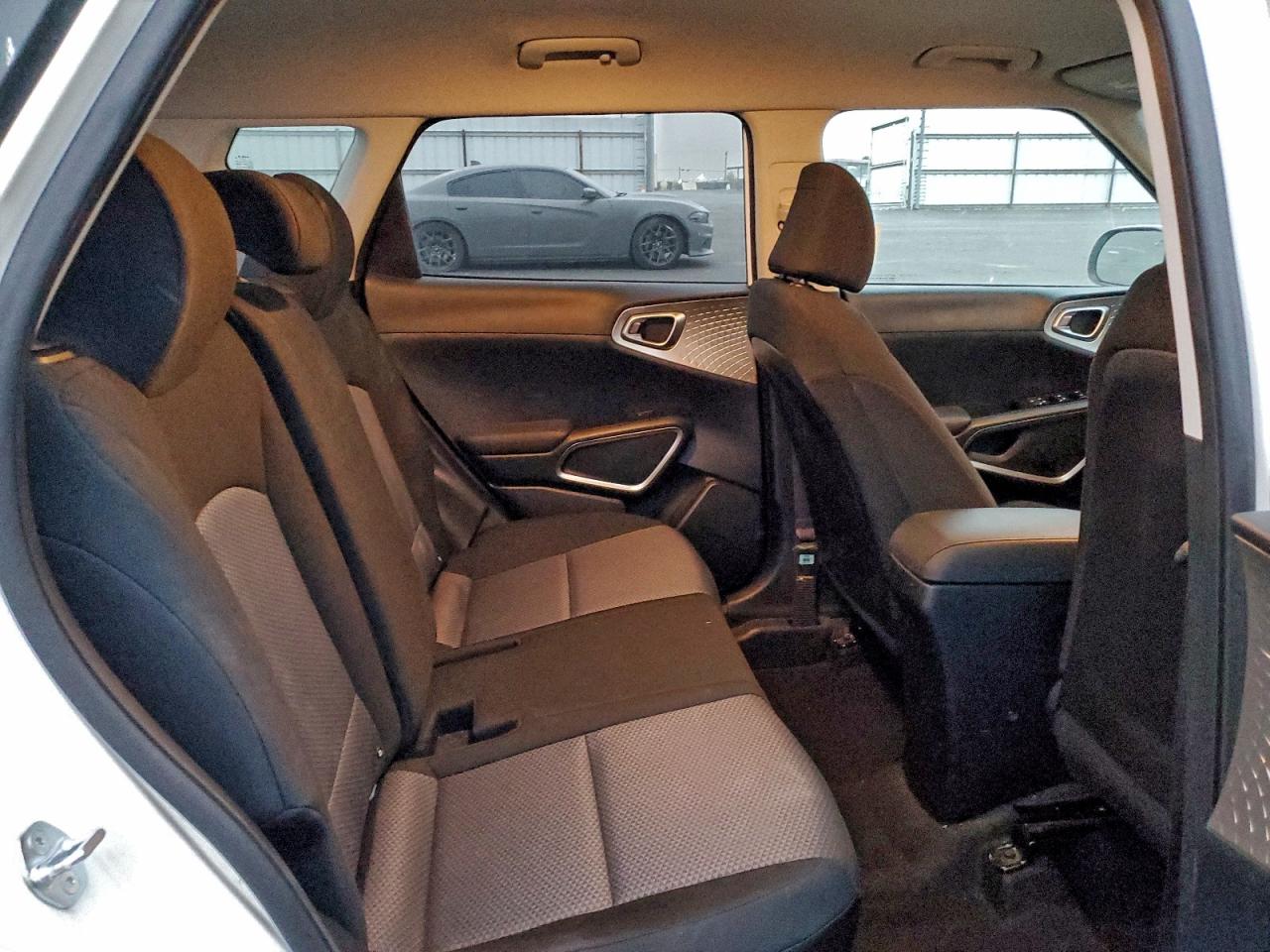 2024 KIA SOUL LX photo 19