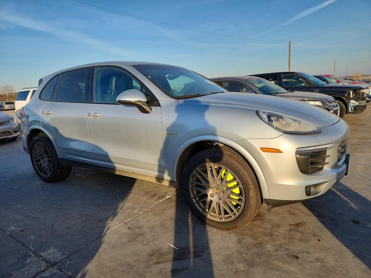 2017 PORSCHE CAYENNE SE HYBRID PLATINUM photo 4