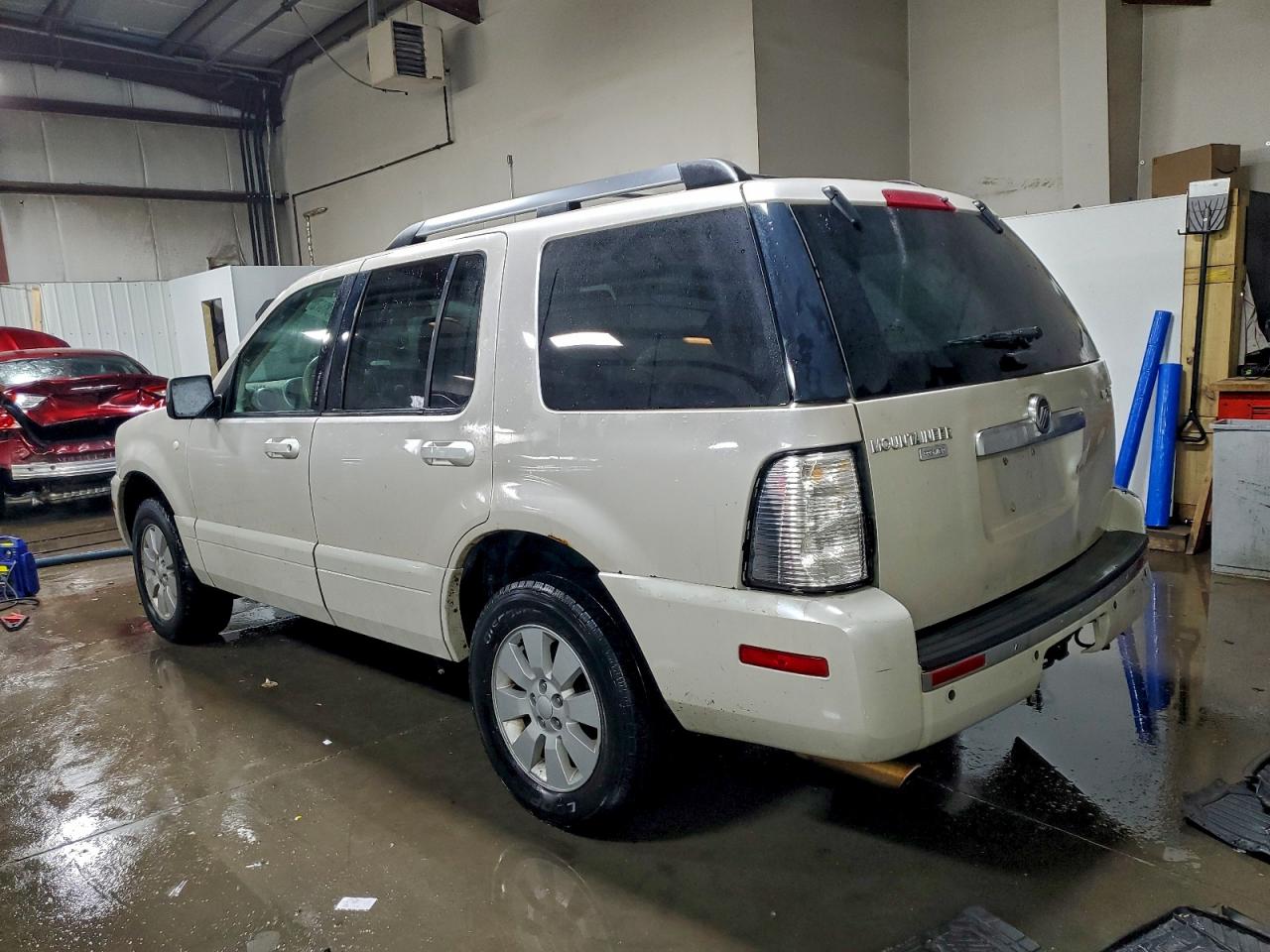 2006 MERCURY MOUNTAINEER PREMIER photo 2