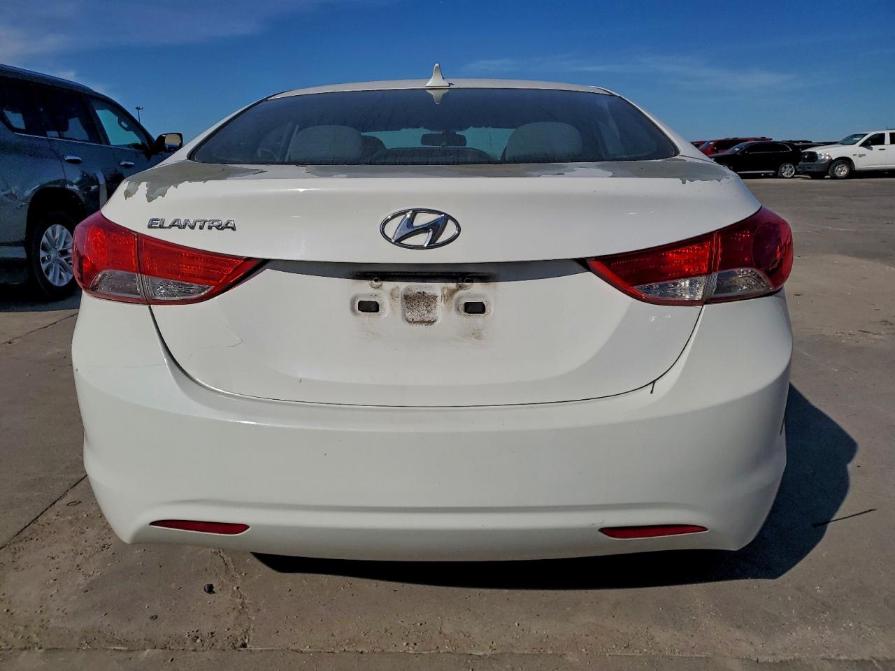 2013 HYUNDAI ELANTRA GLS photo 6