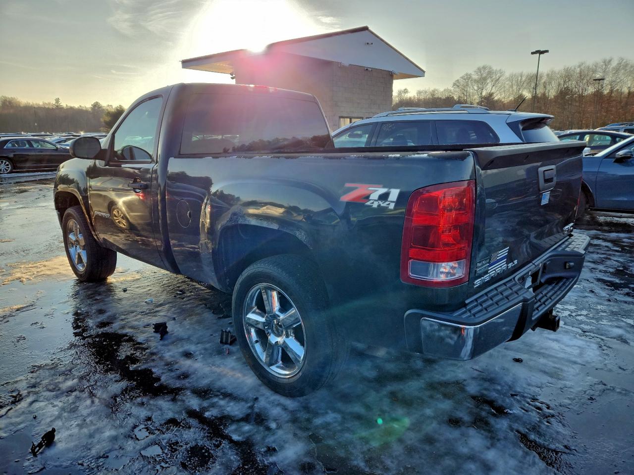 2012 GMC SIERRA K1500 SLE photo 2