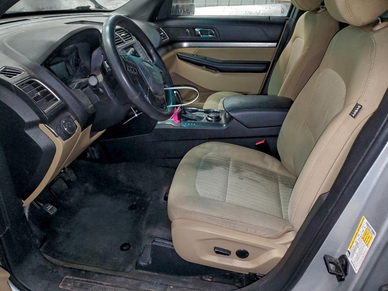 2017 FORD EXPLORER photo 7
