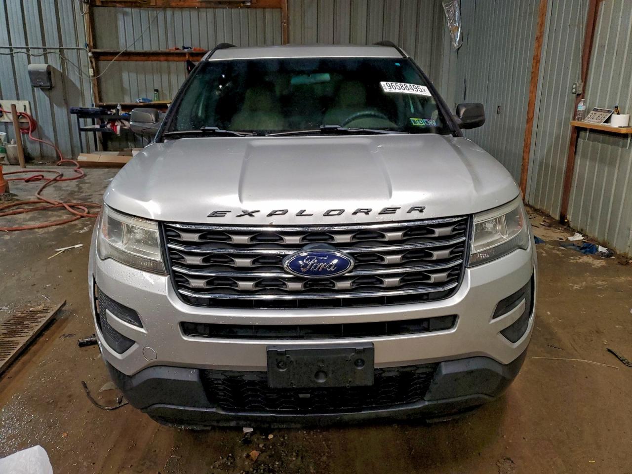 2017 FORD EXPLORER photo 5