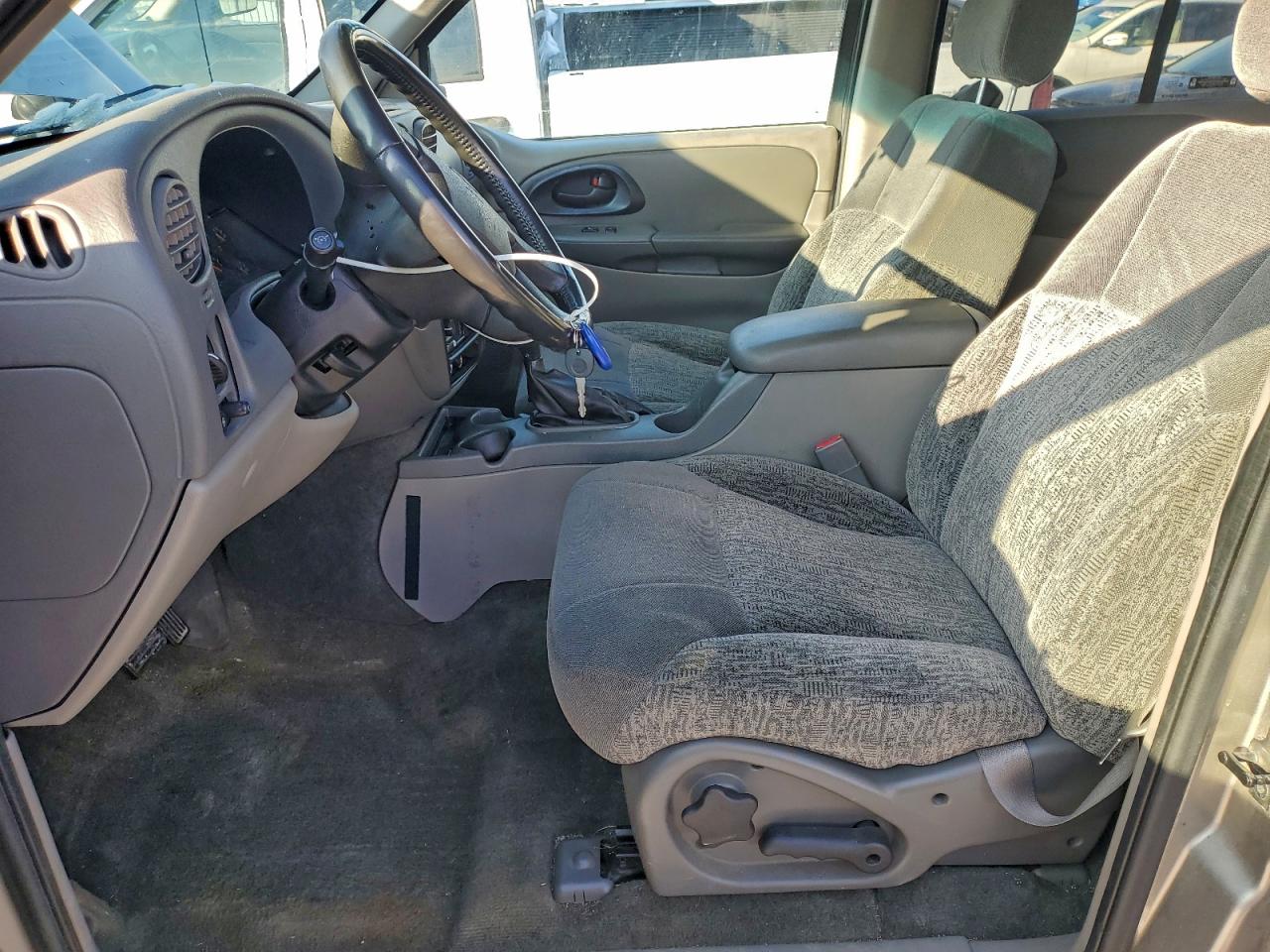 2002 CHEVROLET TRAILBLAZER photo 7