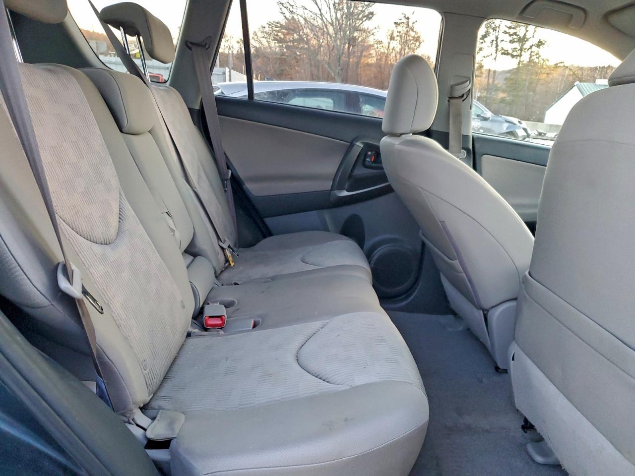 2009 TOYOTA RAV4 photo 11