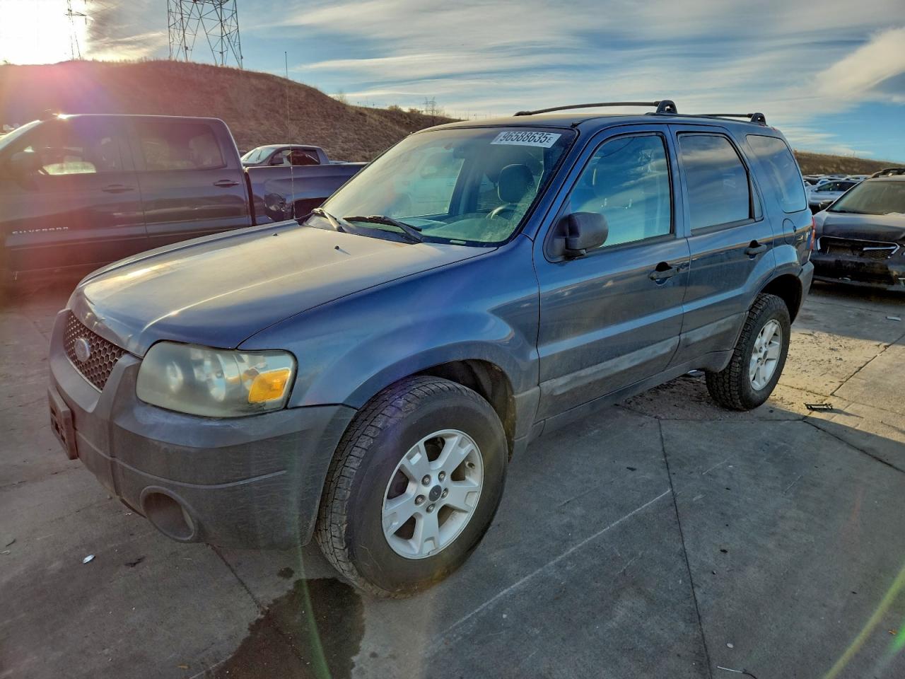 2005 FORD ESCAPE