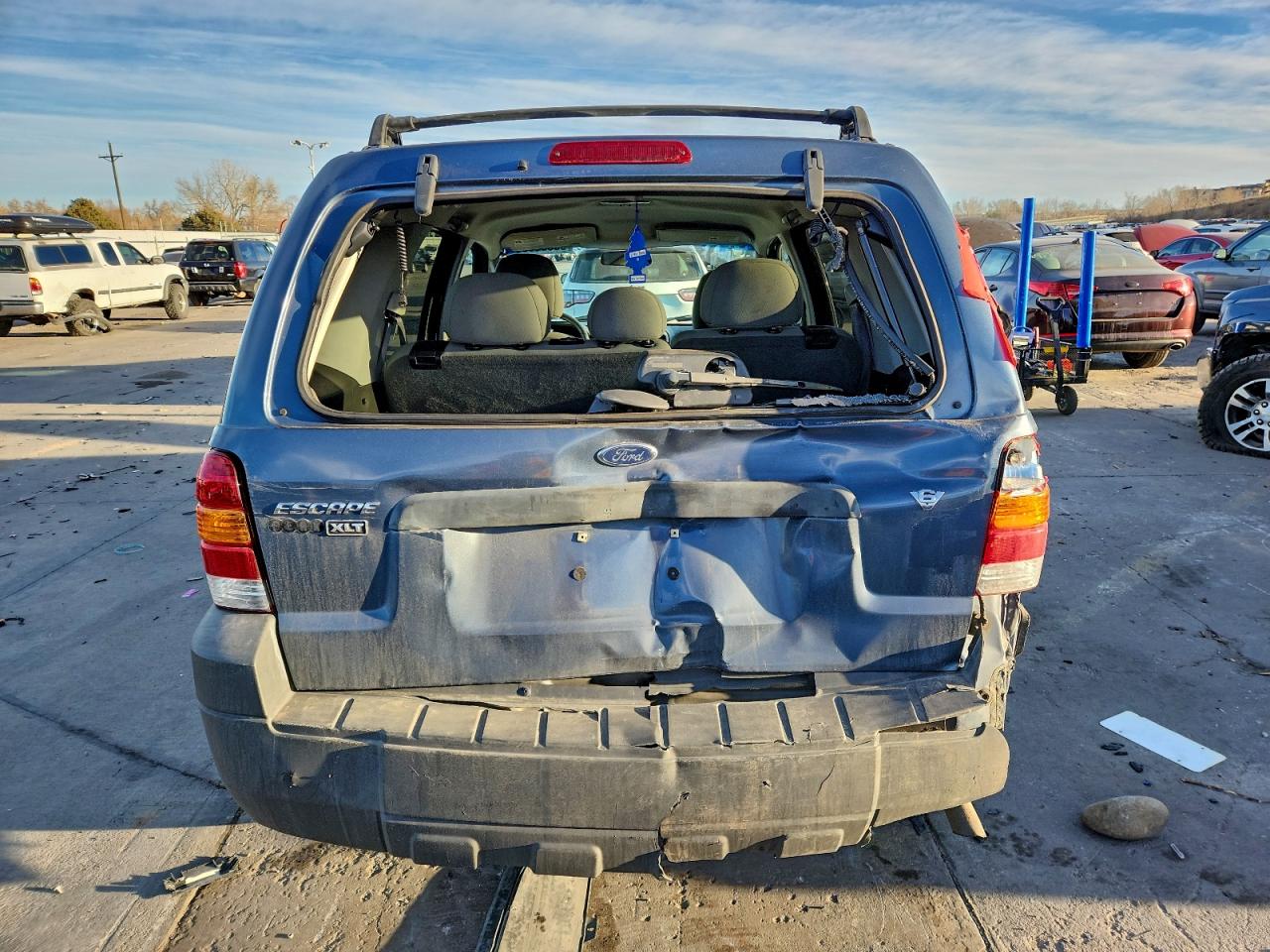 2005 FORD ESCAPE XLT photo 6