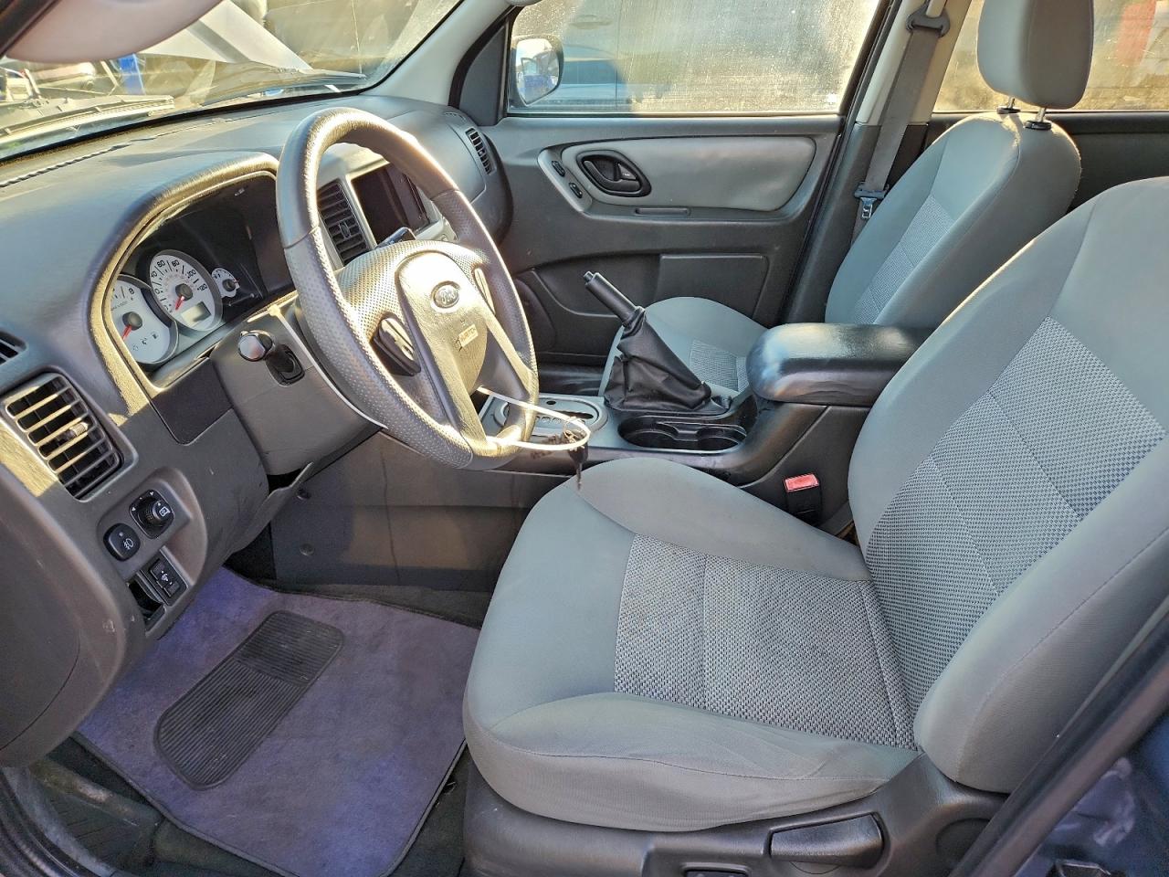 2005 FORD ESCAPE XLT photo 7
