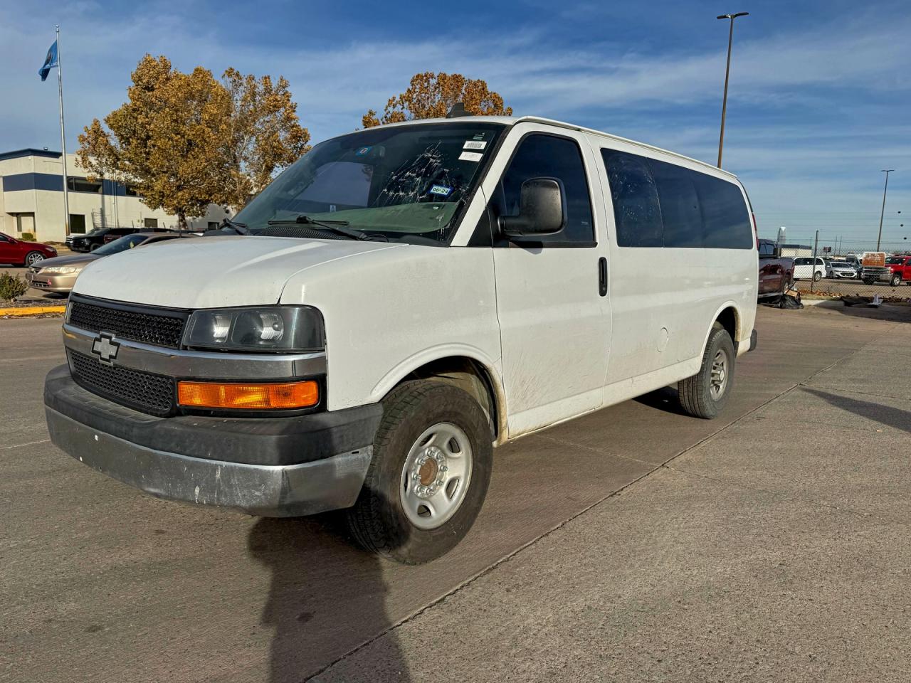 2017 CHEVROLET EXPRESS G3500 LT photo 2