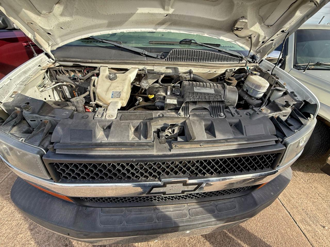 2017 CHEVROLET EXPRESS G3500 LT photo 7