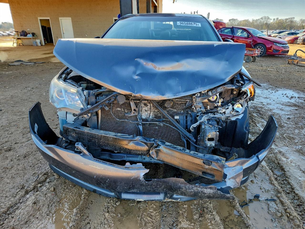 2012 TOYOTA CAMRY SE photo 5