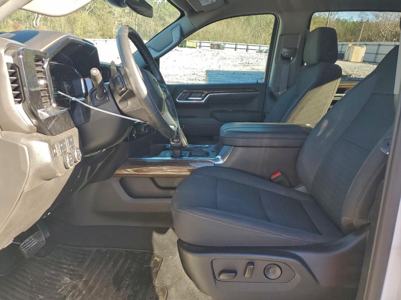 2024 CHEVROLET SILVERADO K1500 RST photo 7