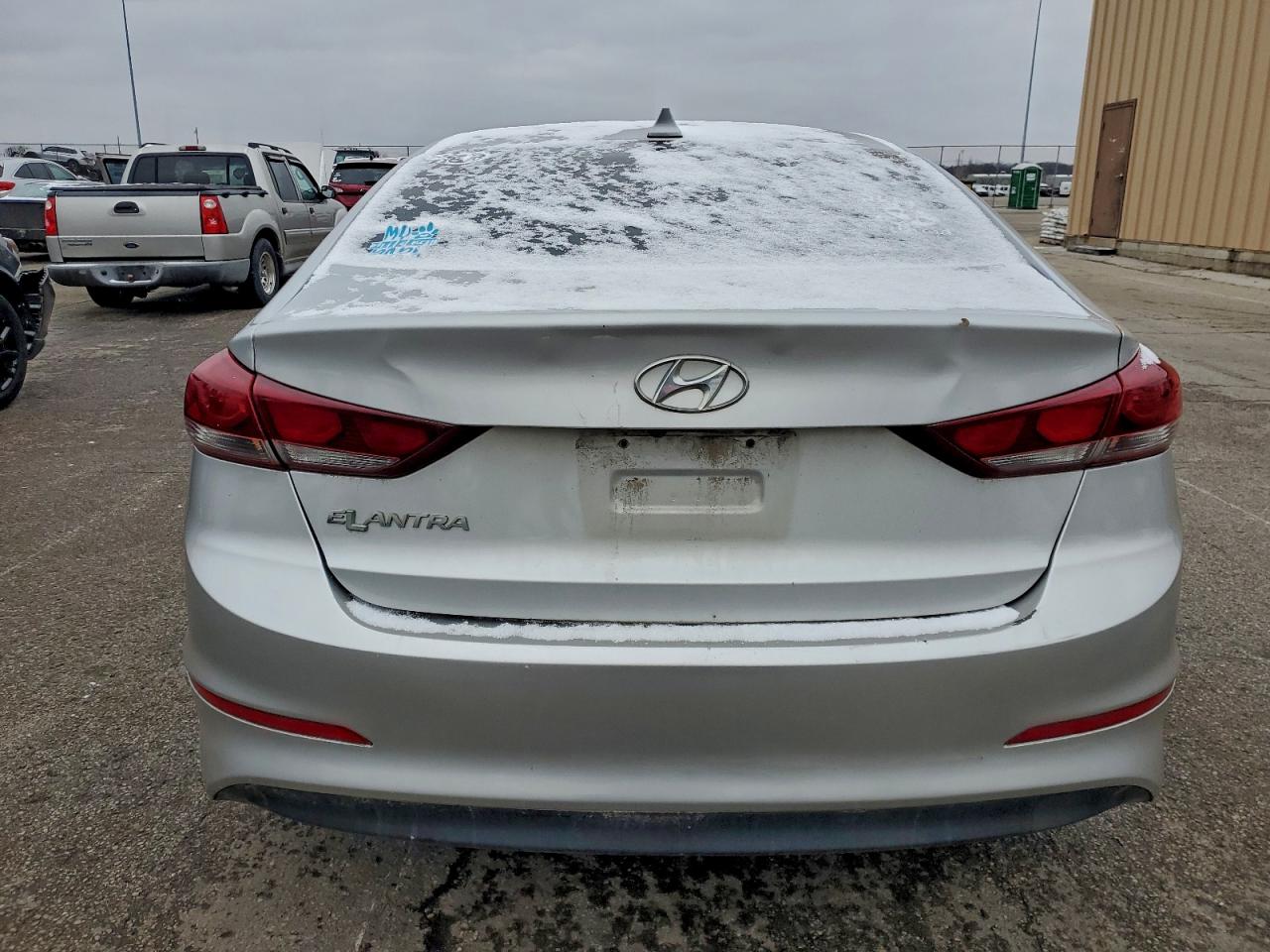 2017 HYUNDAI ELANTRA SE photo 6