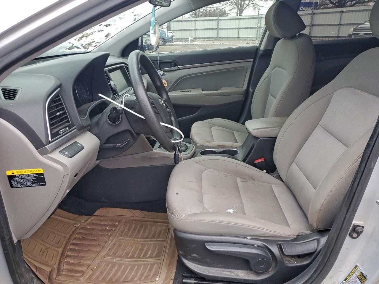 2017 HYUNDAI ELANTRA SE photo 7