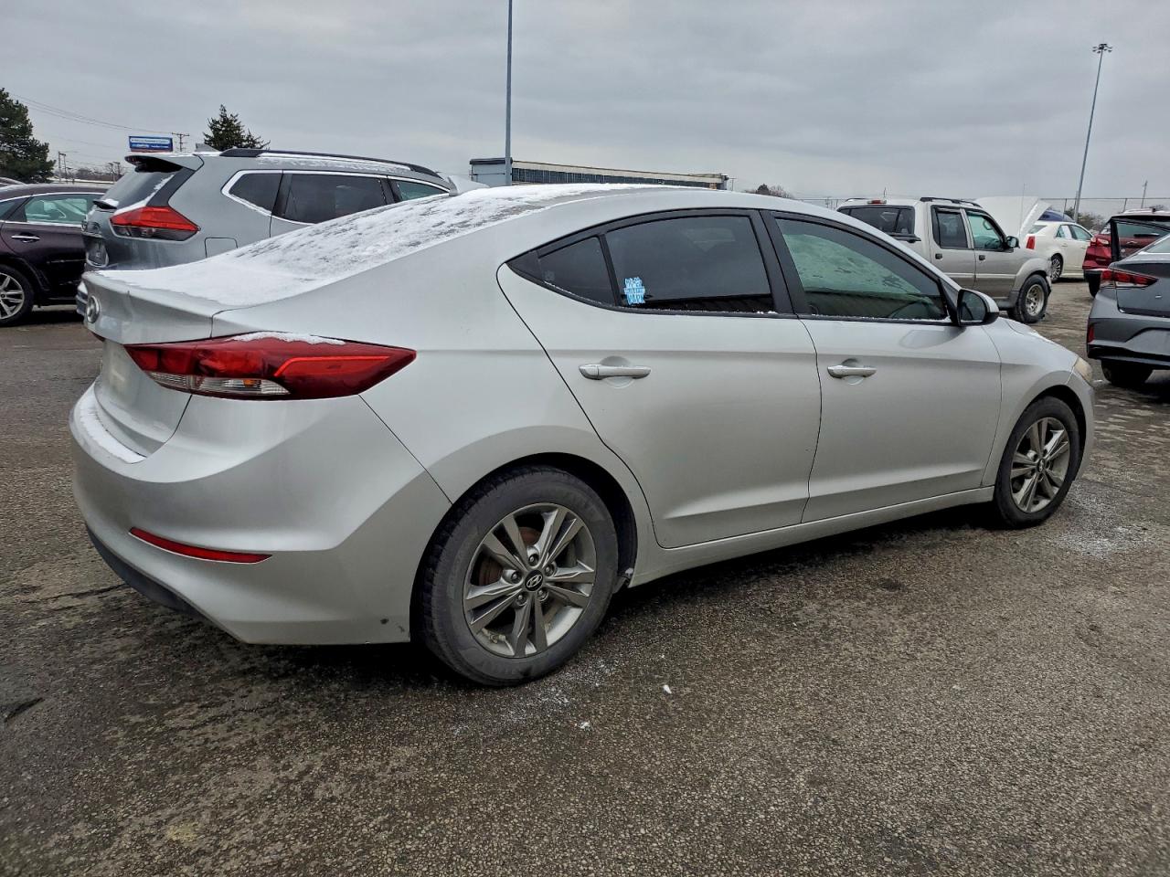 2017 HYUNDAI ELANTRA SE photo 3