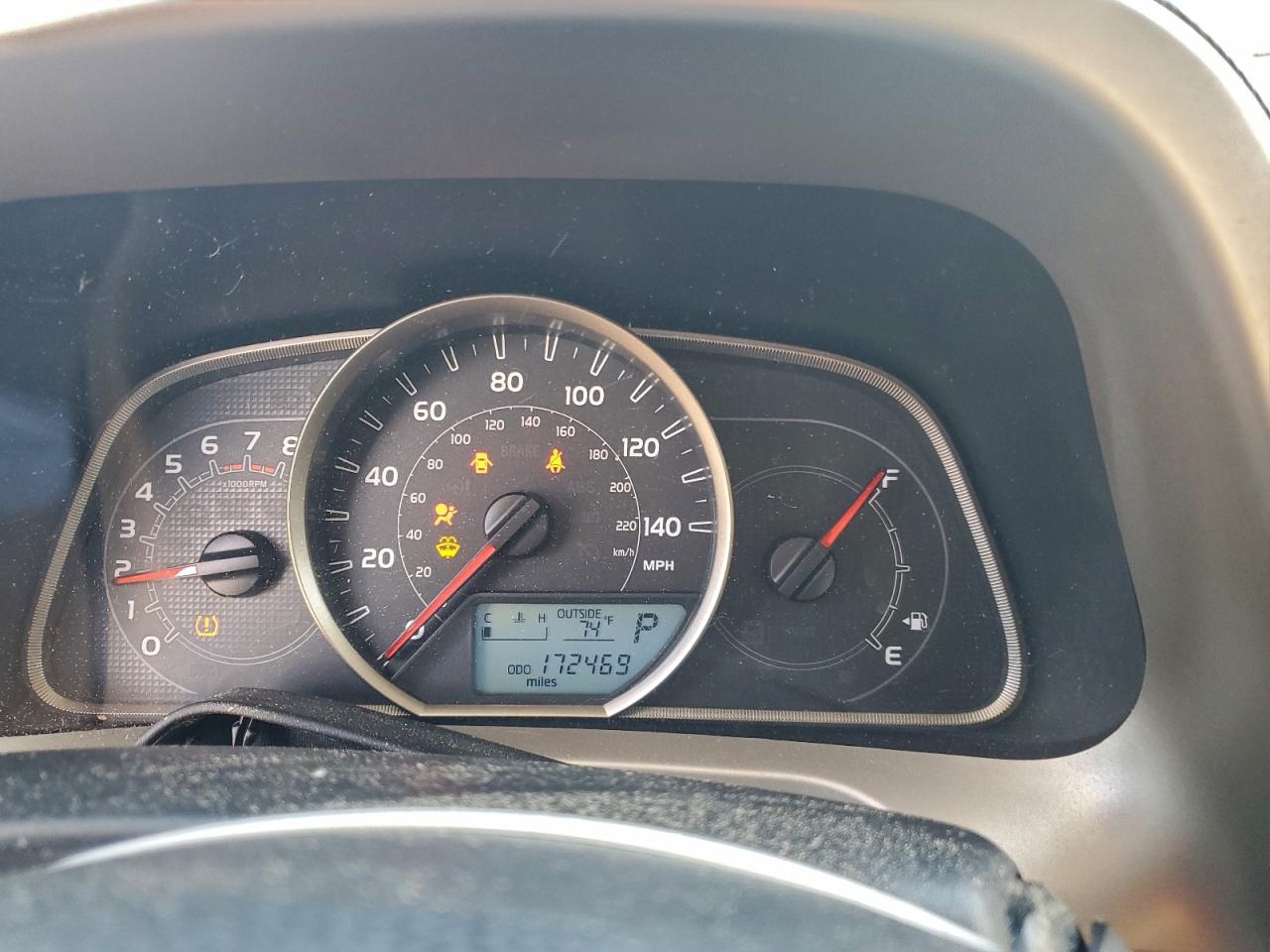2013 TOYOTA RAV4 XLE photo 9