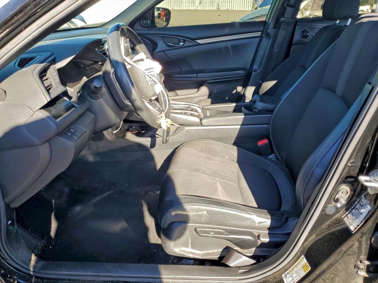 2020 HONDA CIVIC SPORT photo 7
