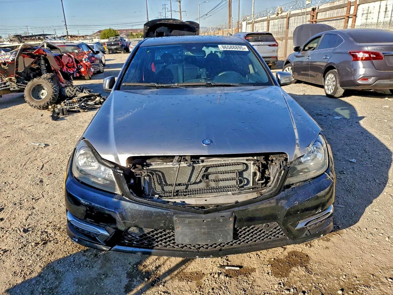 2013 MERCEDES-BENZ C 250 photo 5