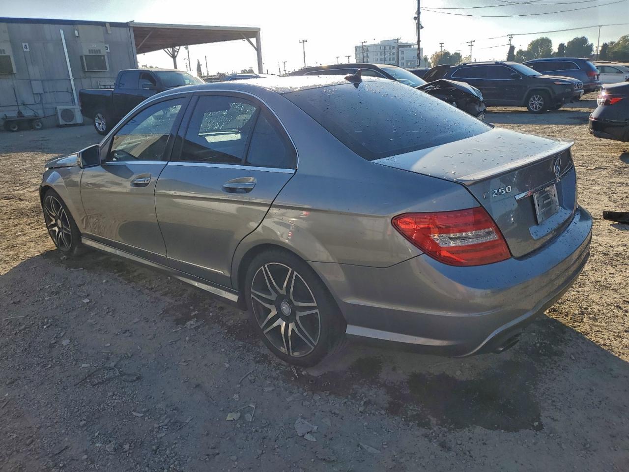 2013 MERCEDES-BENZ C 250 photo 2