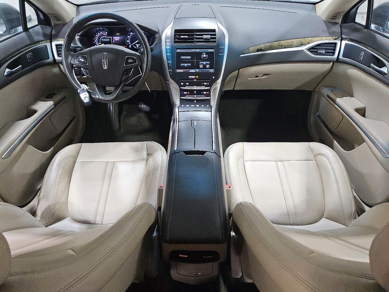 2016 LINCOLN MKZ photo 15