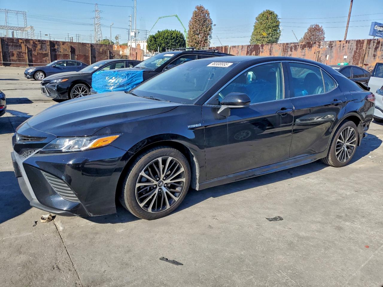 2018 TOYOTA CAMRY HYBRID — REAR END damage — photo 1