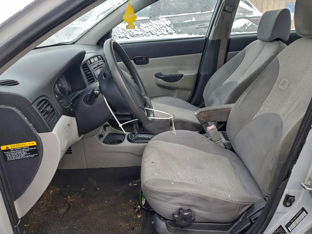 2011 HYUNDAI ACCENT GLS photo 7