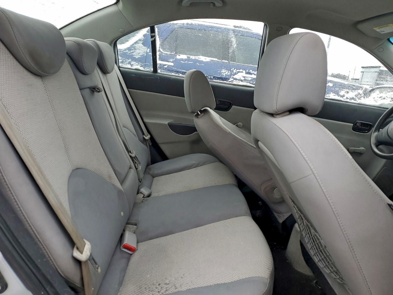 2011 HYUNDAI ACCENT GLS photo 10