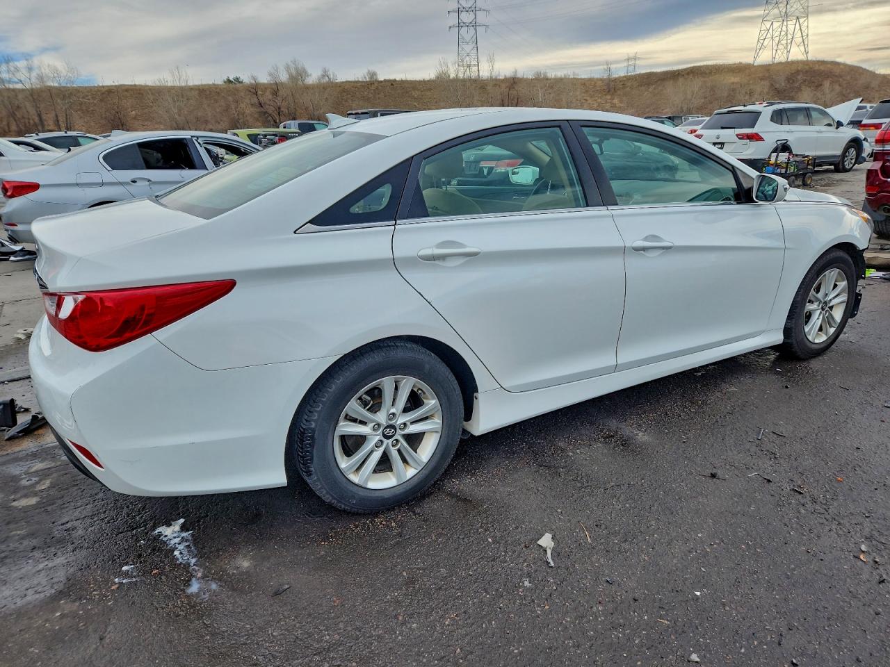 2014 HYUNDAI SONATA GLS photo 5