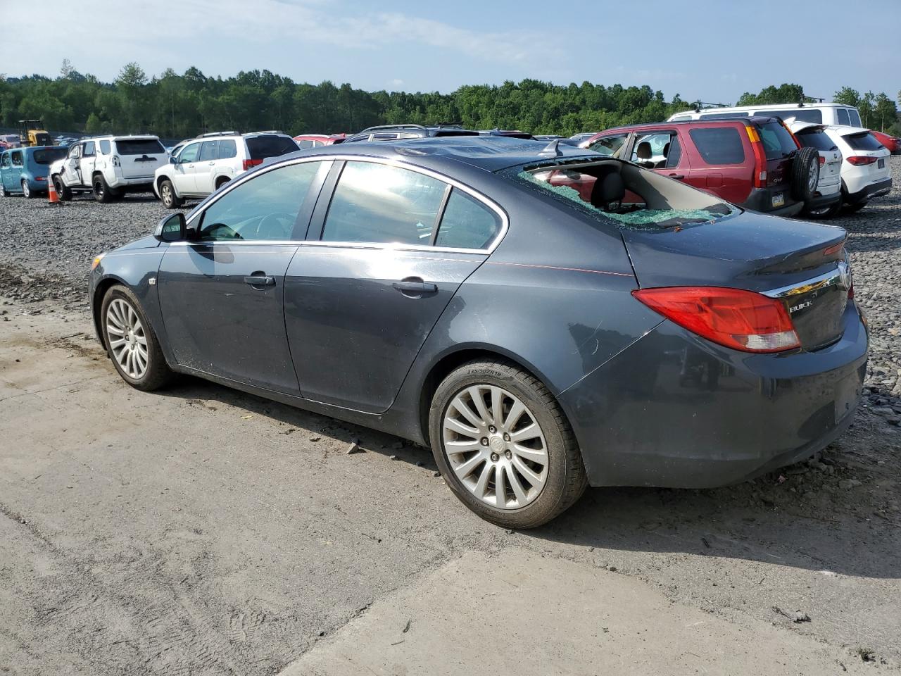 2011 BUICK REGAL CXL photo 2