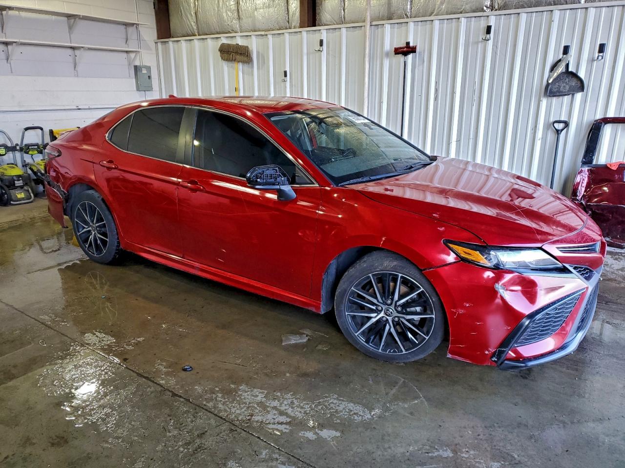 2021 TOYOTA CAMRY SE photo 4