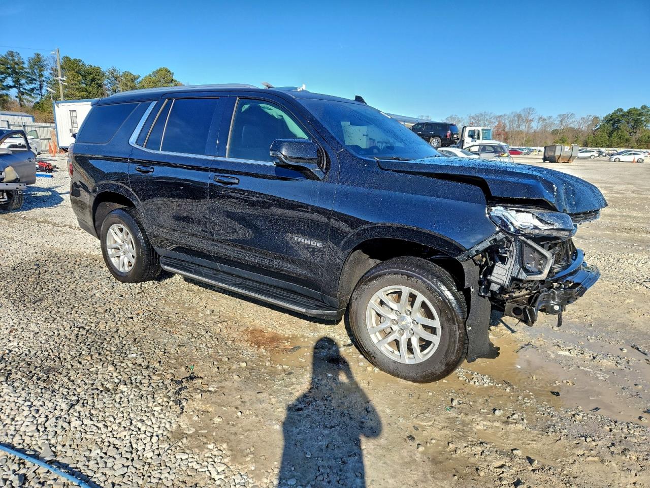 2023 CHEVROLET TAHOE K1500 LT photo 4
