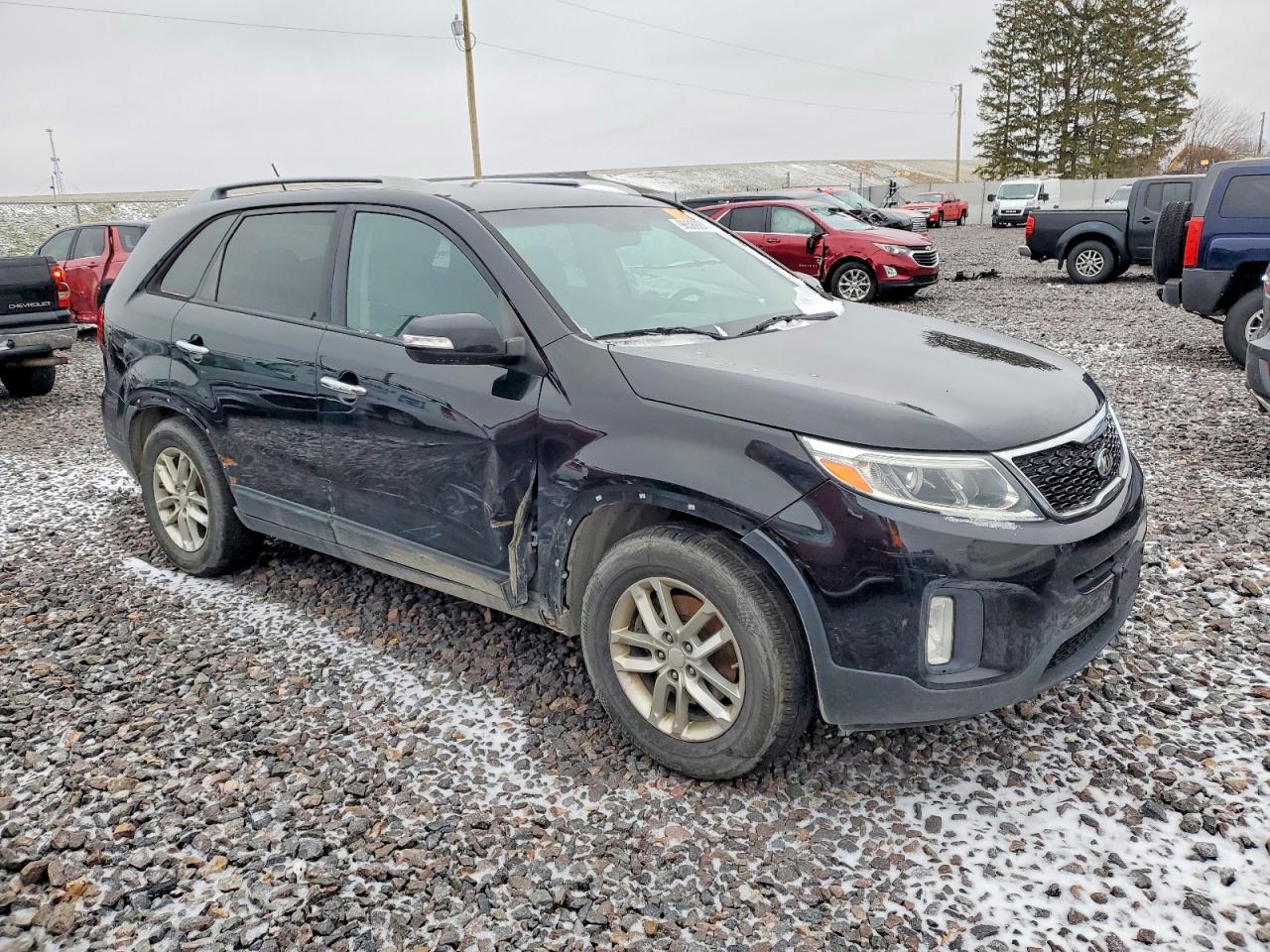 2015 KIA SORENTO LX photo 4