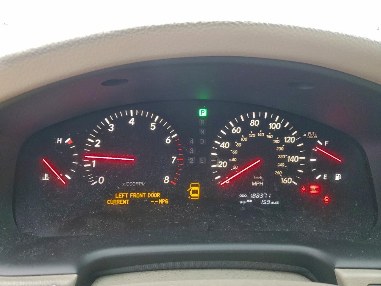 2002 LEXUS LS 430 photo 9