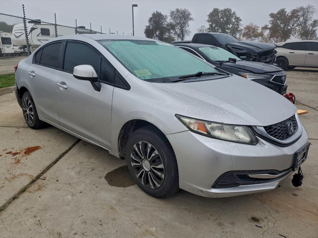 2013 HONDA CIVIC LX photo 4