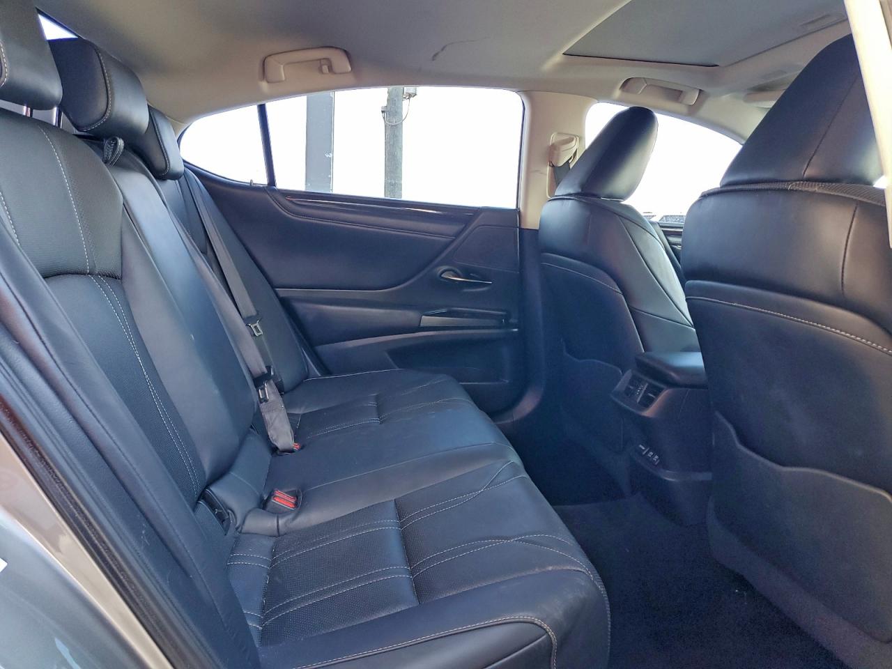 2019 LEXUS ES 350 photo 10
