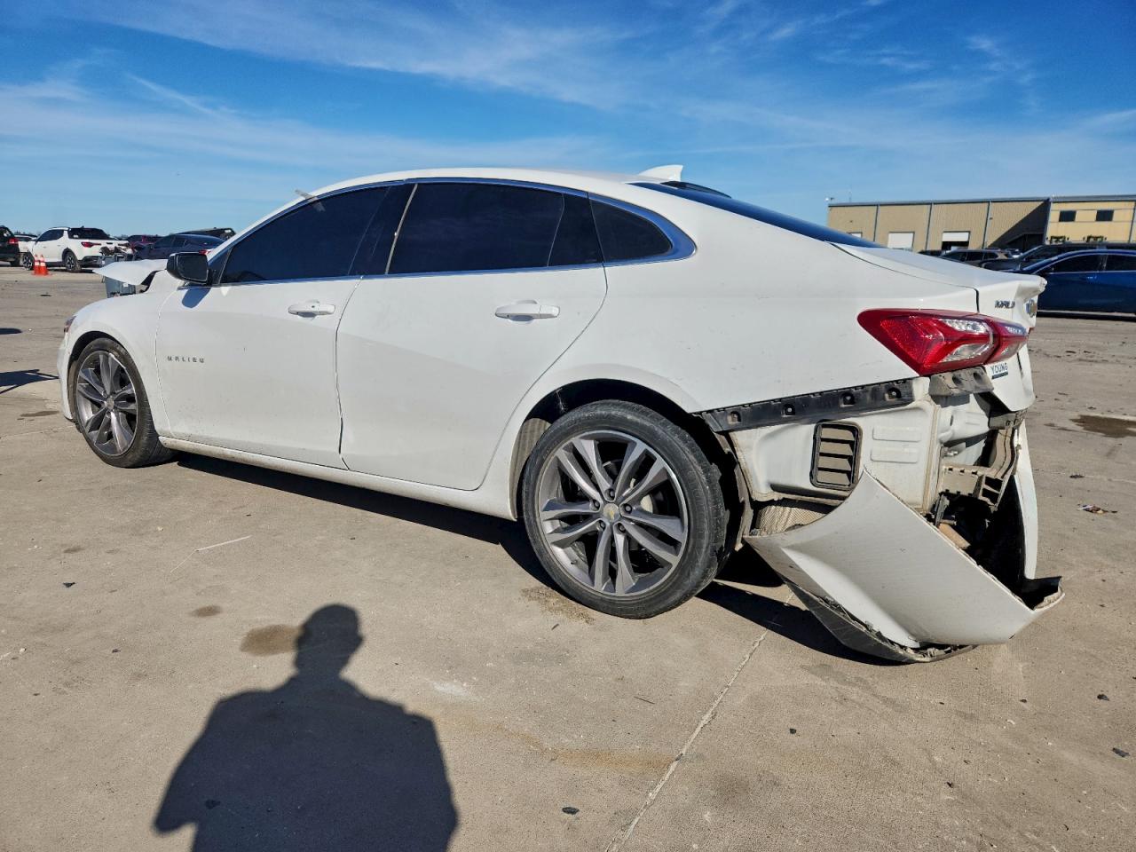 2023 CHEVROLET MALIBU PREMIER photo 3