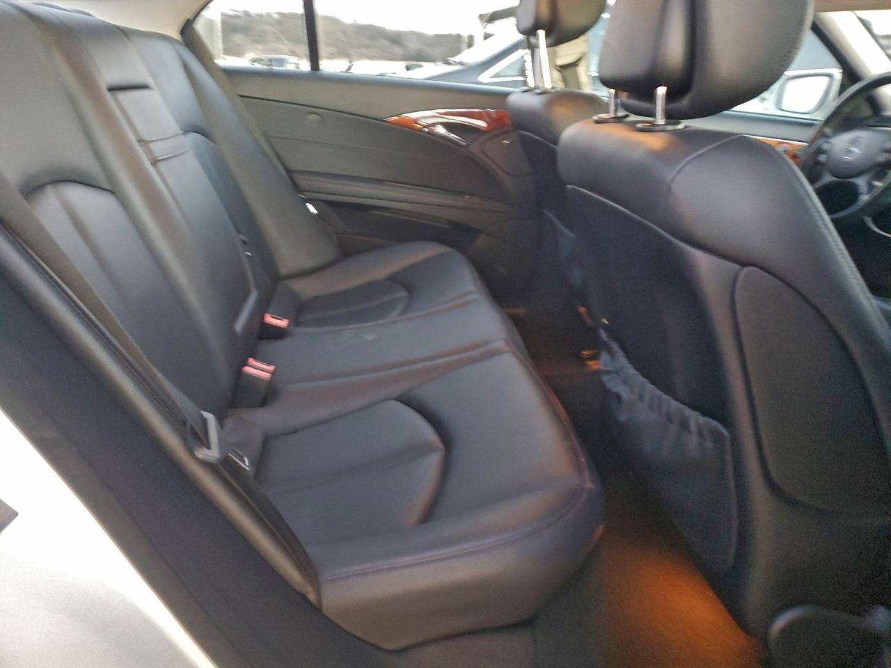 2009 MERCEDES-BENZ E 350 photo 19