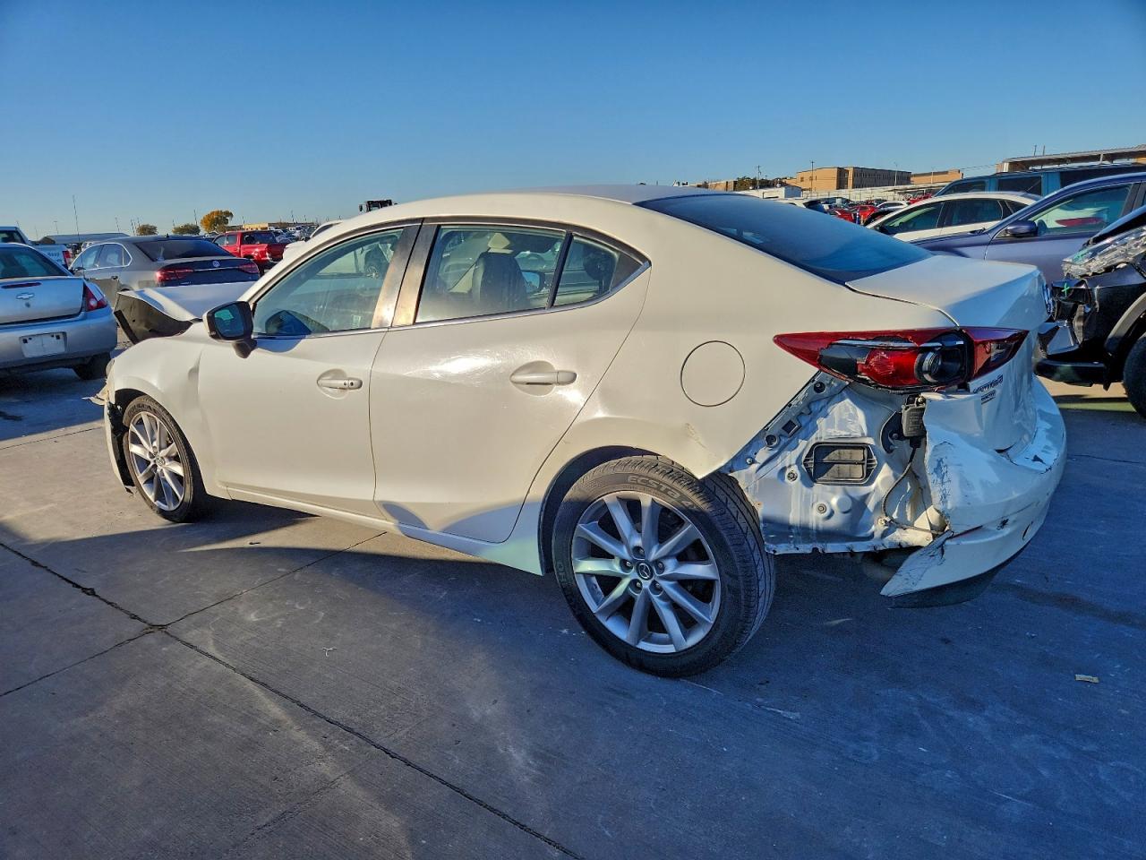 2017 MAZDA 3 TOURING photo 3
