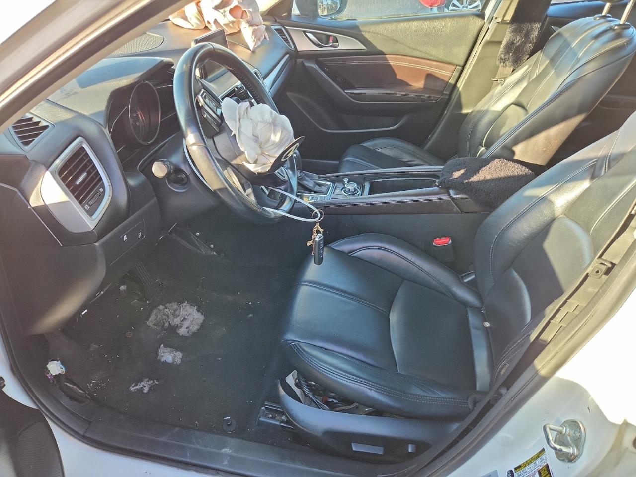 2017 MAZDA 3 TOURING photo 13