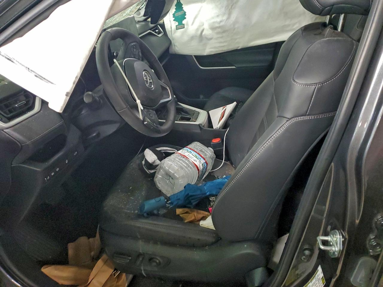 2024 TOYOTA RAV4 XLE PREMIUM photo 10
