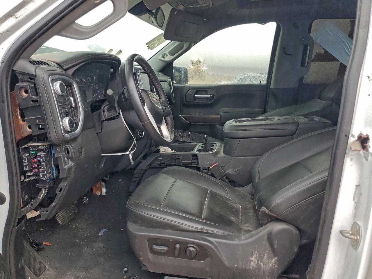 2021 GMC SIERRA K1500 SLT photo 7