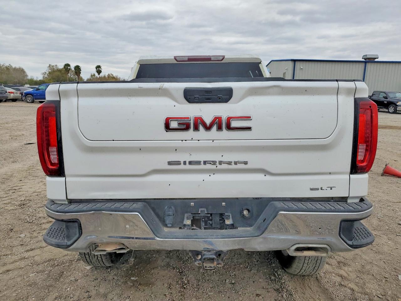2021 GMC SIERRA K1500 SLT photo 6