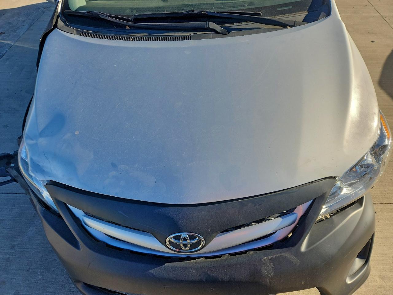 2011 TOYOTA COROLLA BASE photo 11