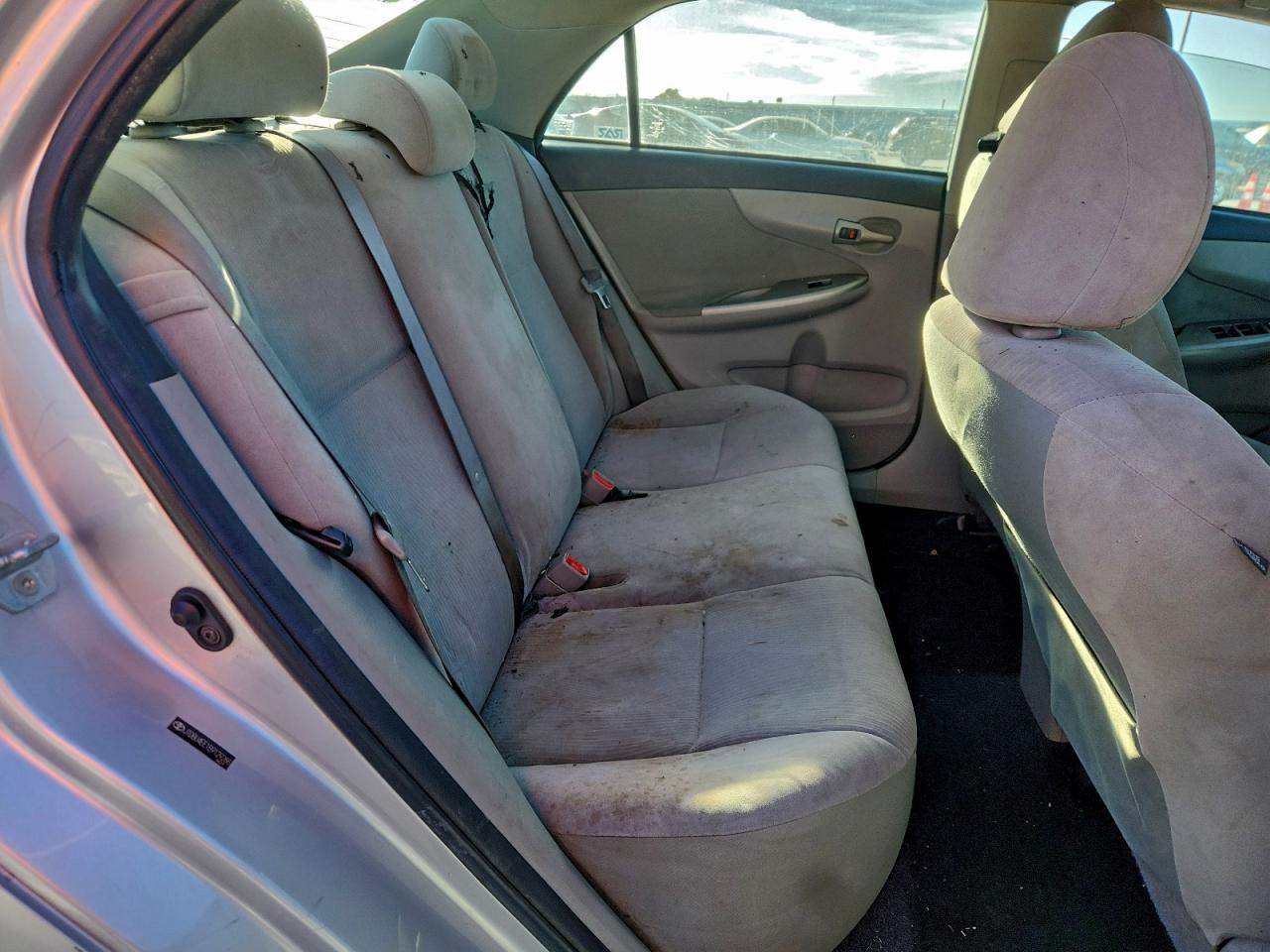 2011 TOYOTA COROLLA BASE photo 10
